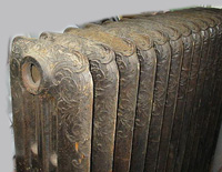 Heizk&ouml;rper mit Verzierungen